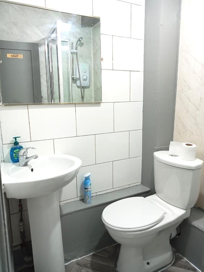 Lovely Private Room Near Central Londyn Zewnętrze zdjęcie