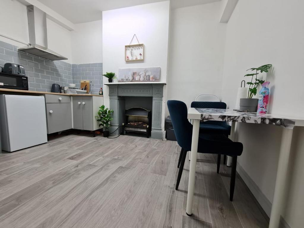 Lovely Private Room Near Central Londyn Zewnętrze zdjęcie